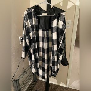 Woman’s will button up